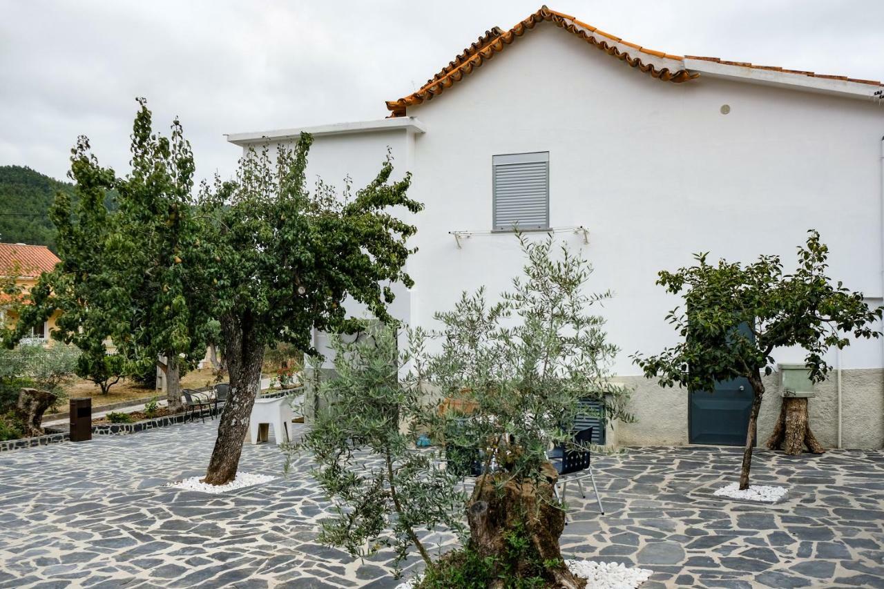 Casa Do Ferreiro II Hotell Góis Exteriör bild